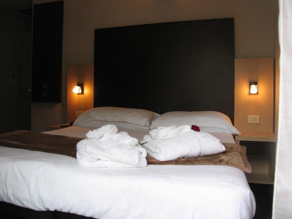 רימיני Hotel Aiglon חדר תמונה