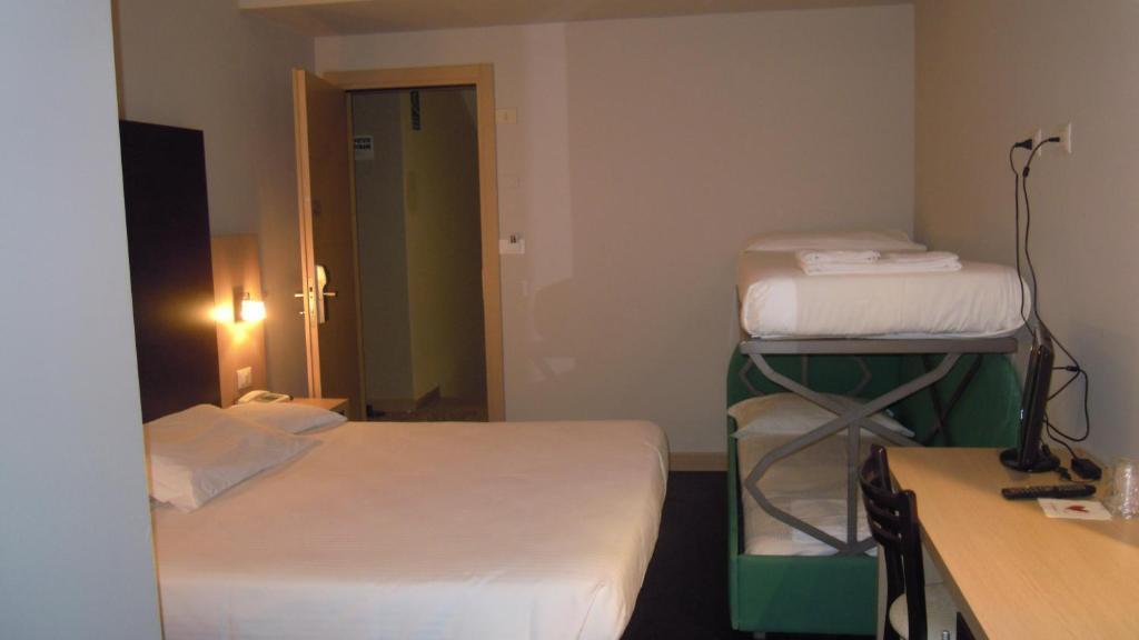 רימיני Hotel Aiglon חדר תמונה